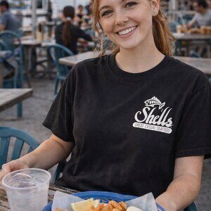 Shells Seafood Restaurant Carrollwood Florida Black & White Fish T-Shirt Medium